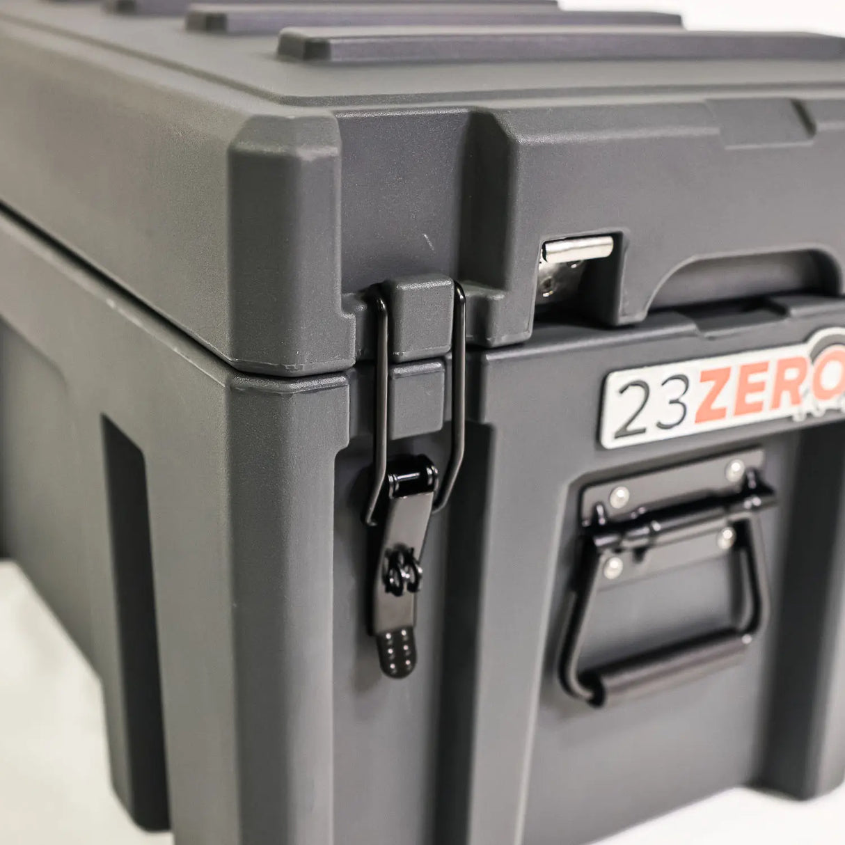 90L Overland Gear Box Gray