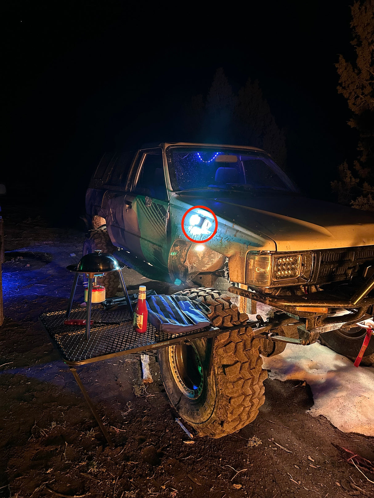 Magnetic Overland Light