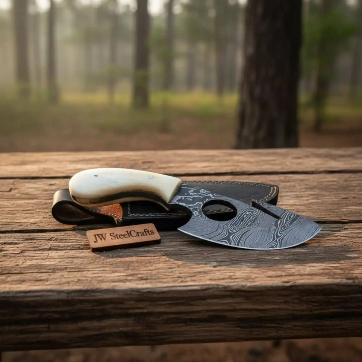 Custom Made Damascus Steel Hunting Knife / Skinning Knife Gut Hook DK-0101
