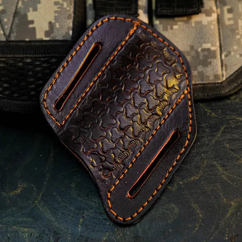 Damascus San Mai Hunting Knife with Wood & Resin Handle