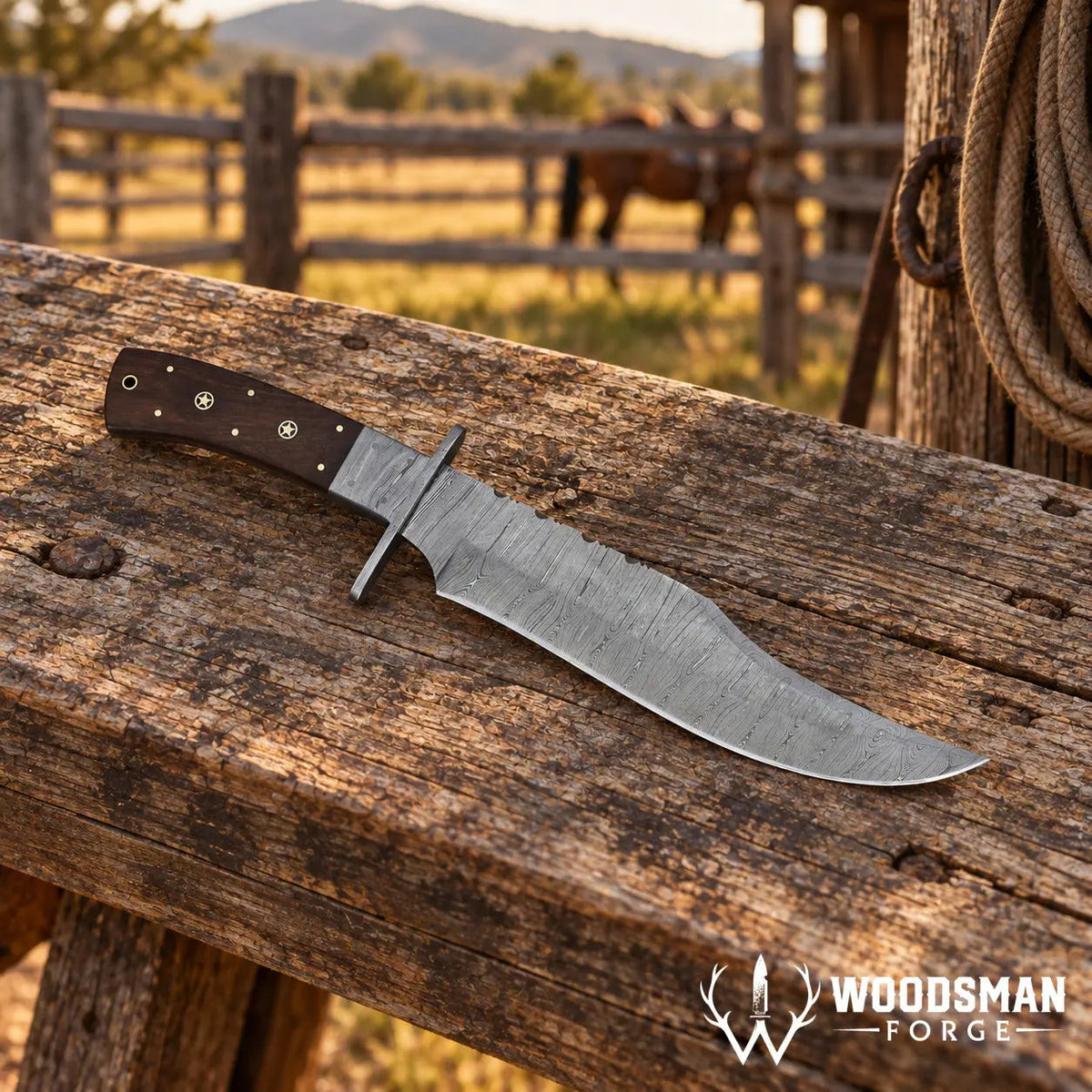 Rosewarden Damascus Bowie Knife – Rosewood Handle & Leather Sheath
