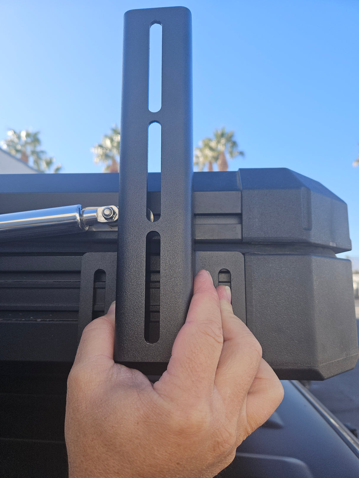 High Roller Elevated Accessory Bracket