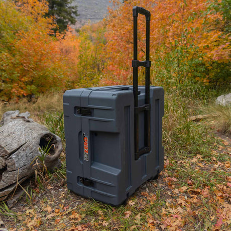 CO-132L Overland Gear Box Gray with wheels