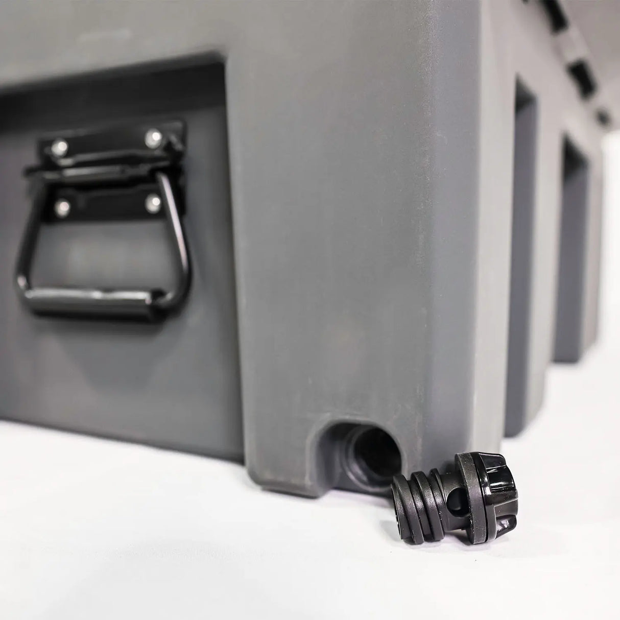 70L Overland Gear Box Gray