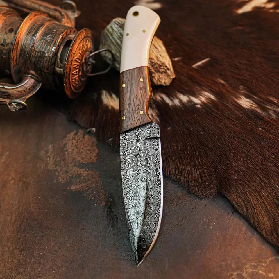 9.2" Handmade Damascus Bushcraft Knife – Full Tang Wood Handle & Sheath